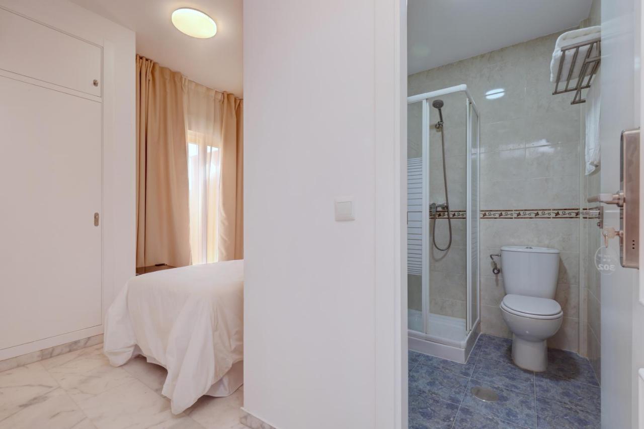Hostal 37 Estepona Buitenkant foto