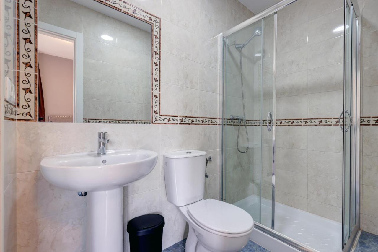 Hostal 37 Estepona Buitenkant foto